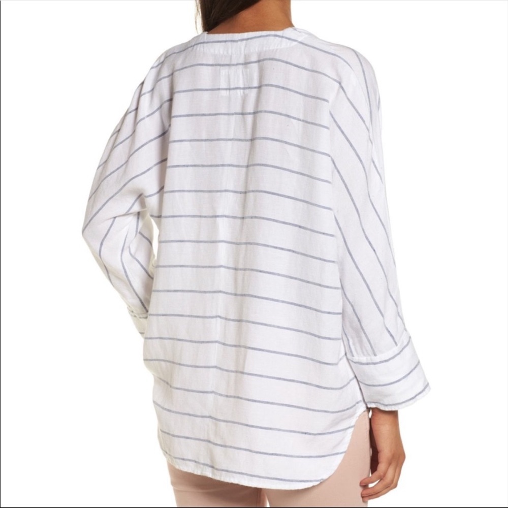 Rails XS White striped linen lace up top.